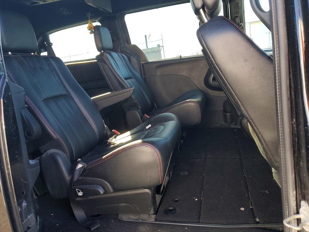 Dodge Caravan
