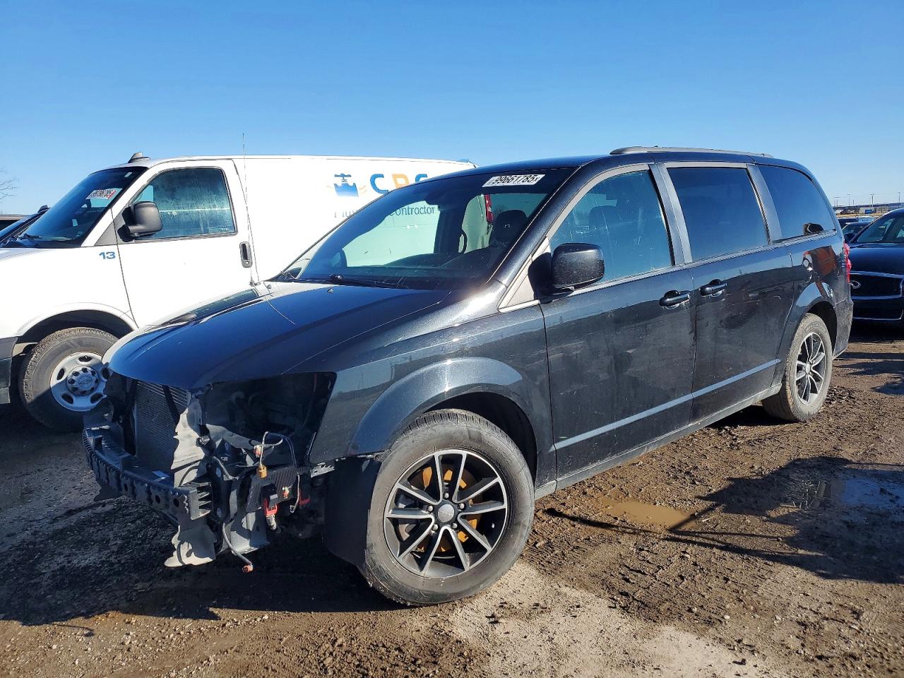 Salvage Dodge Caravan Image