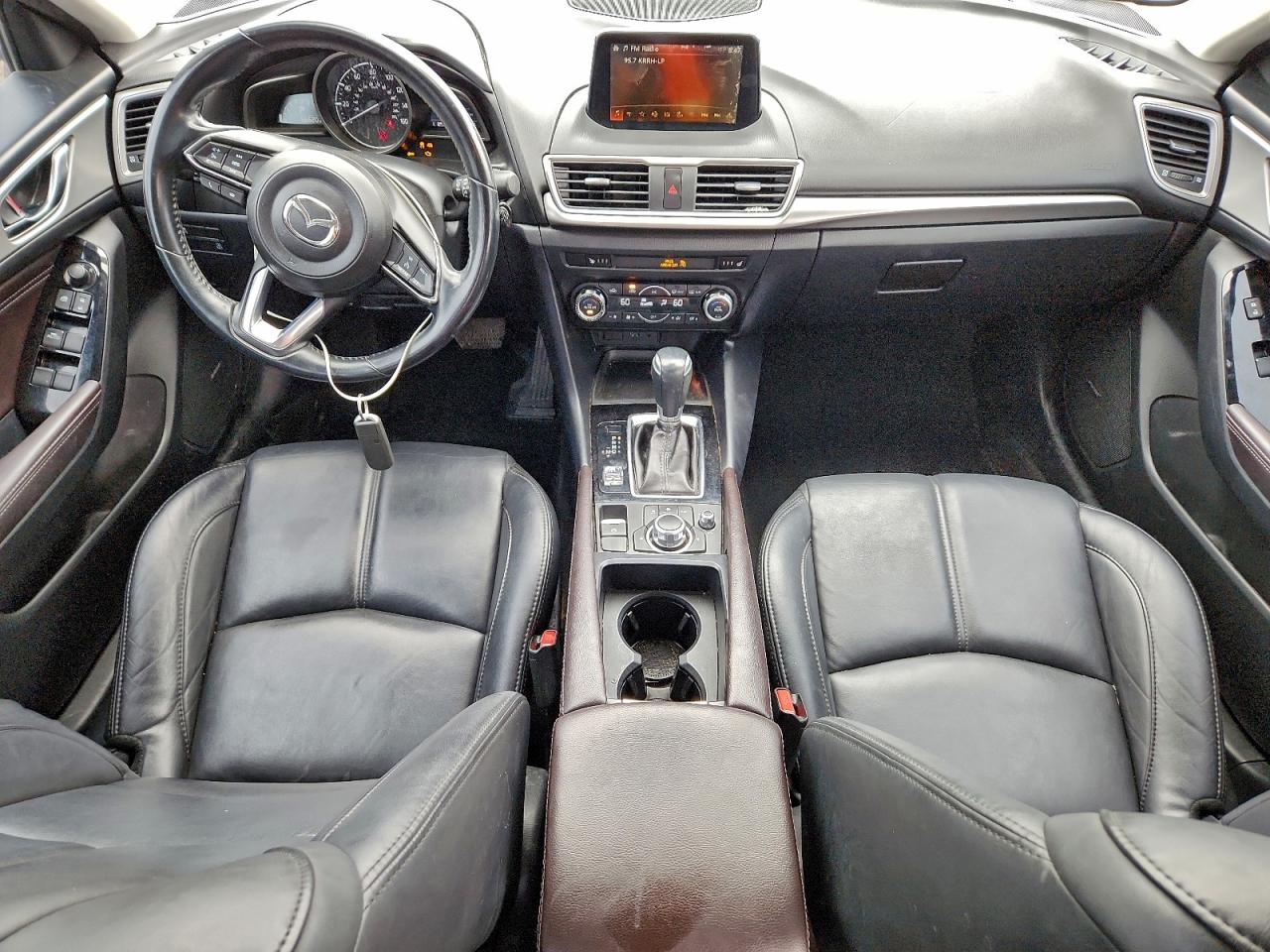 Mazda 3 Touring