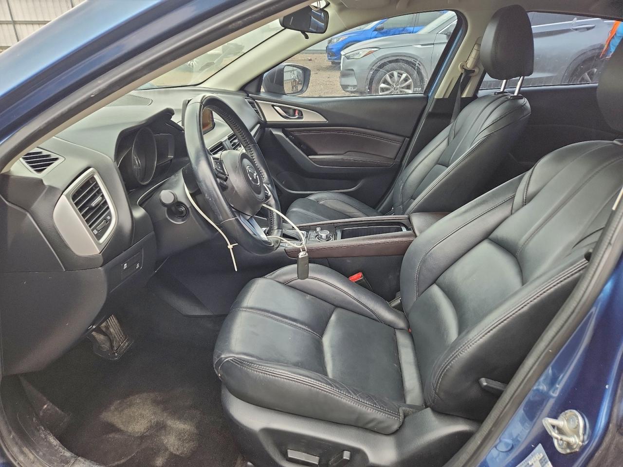 Mazda 3 Touring