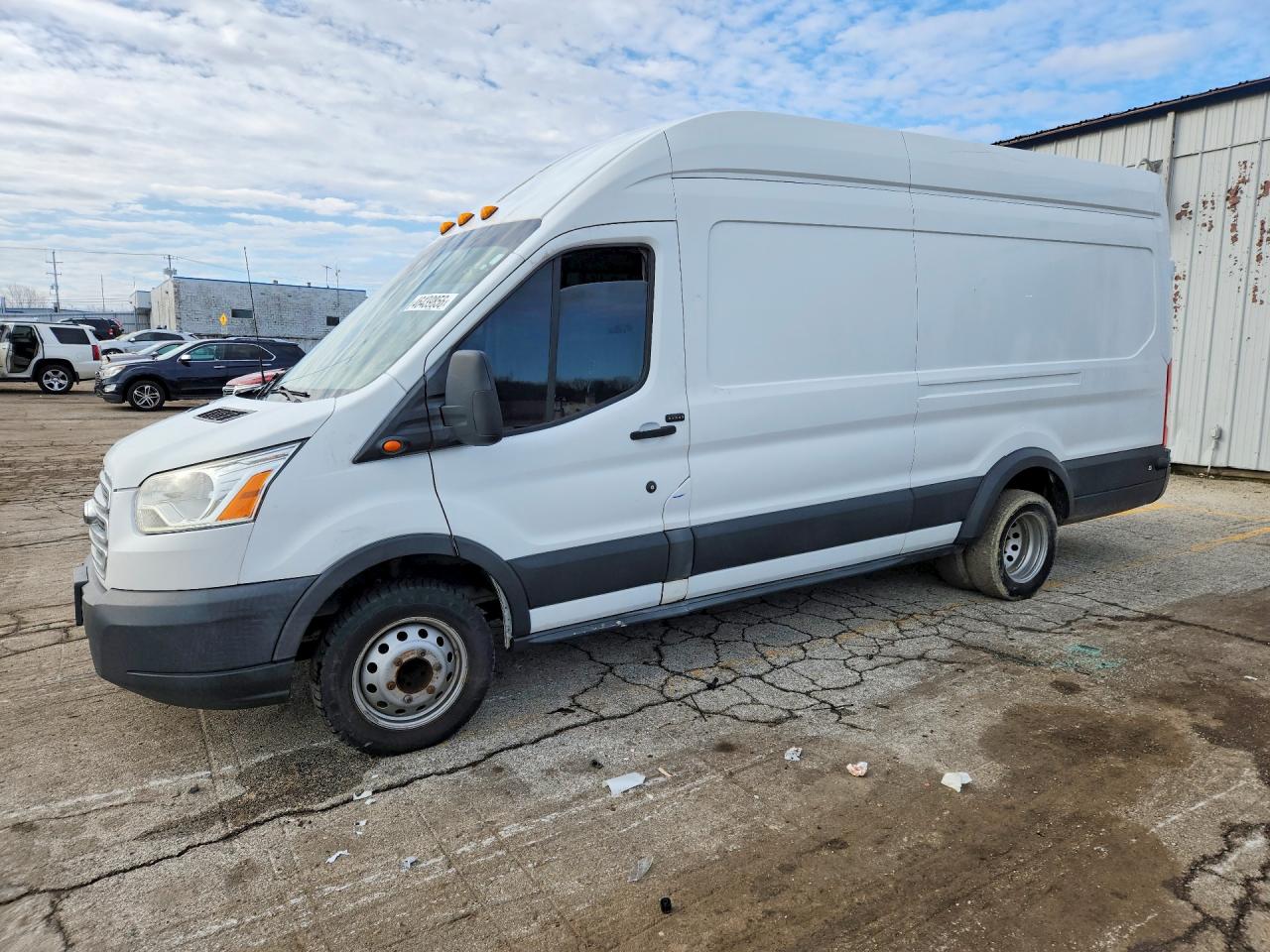 Salvage Ford Transit Image