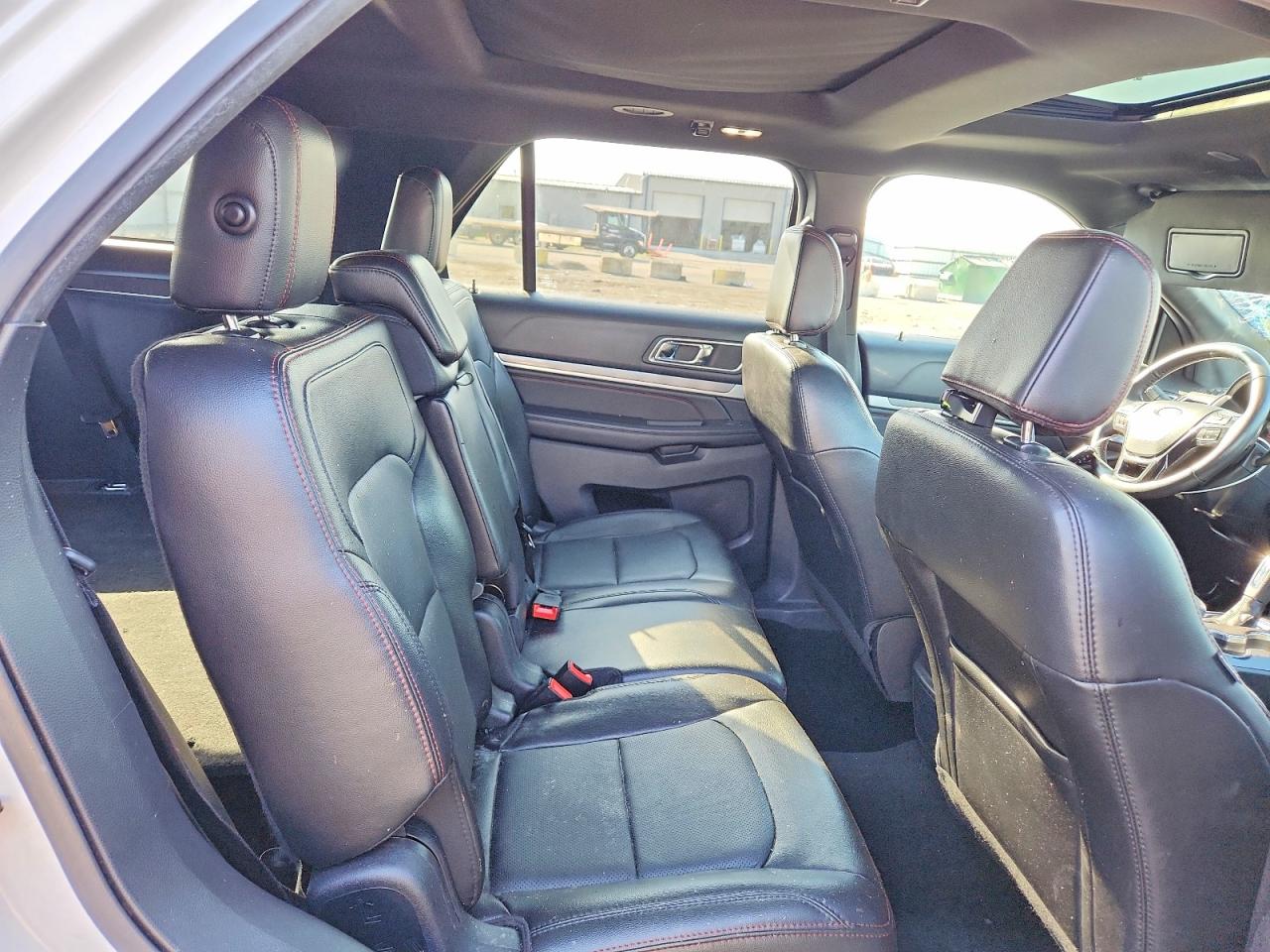 Ford Explorer Sport