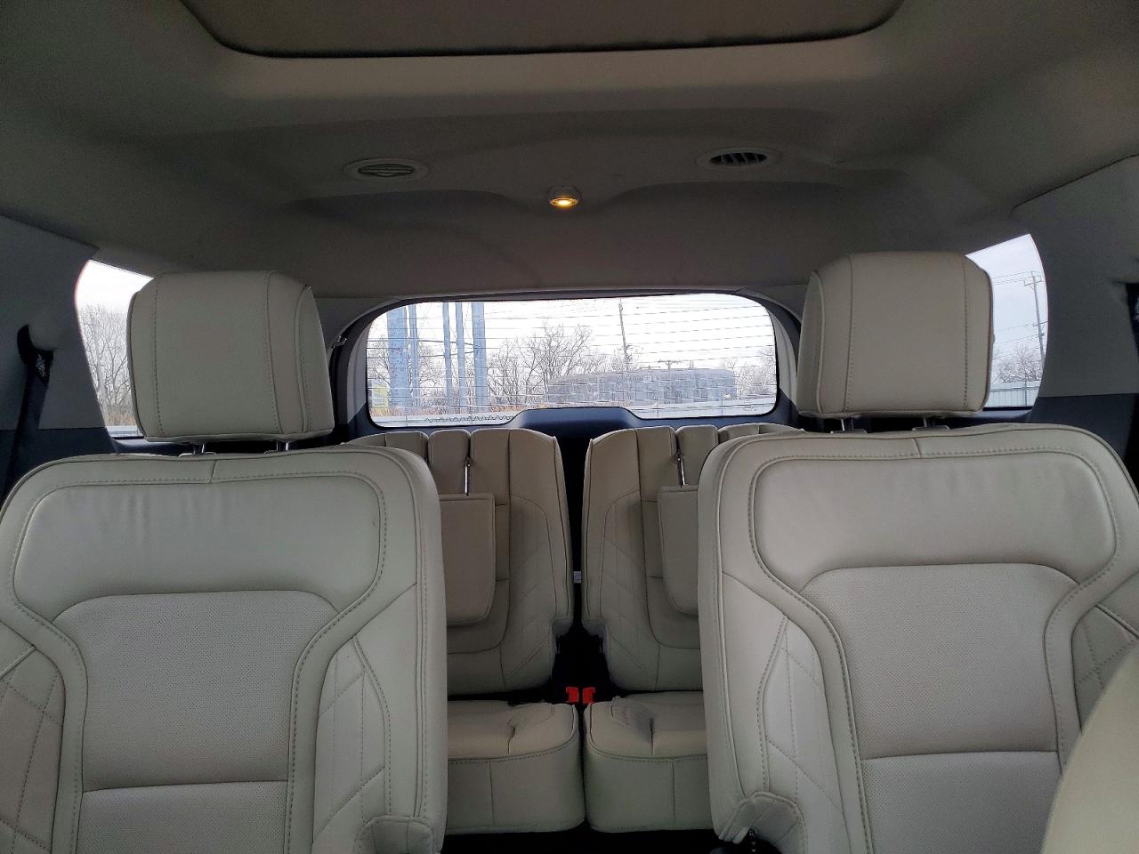 Ford Explorer Platinum