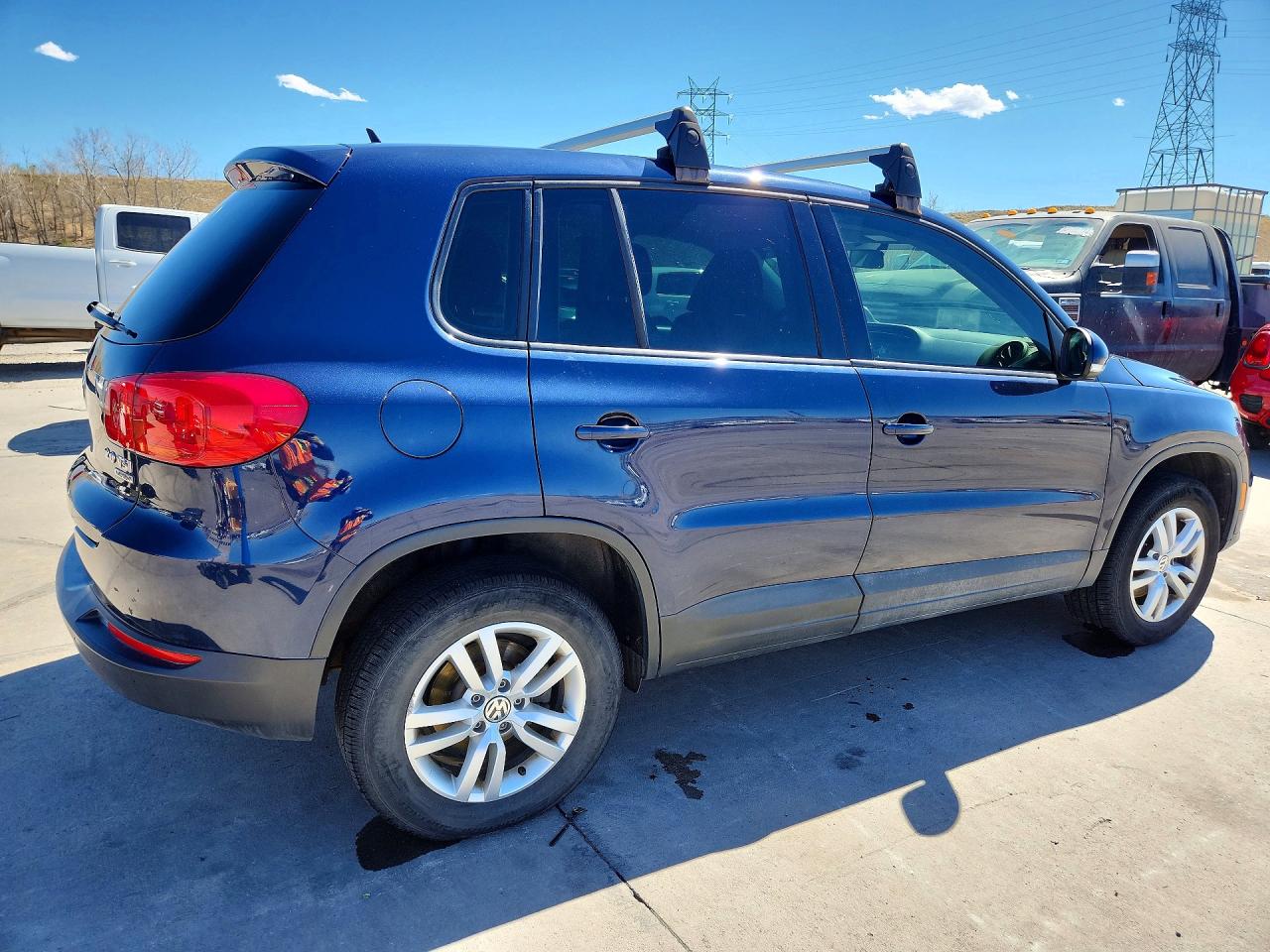 Volkswagen Tiguan S