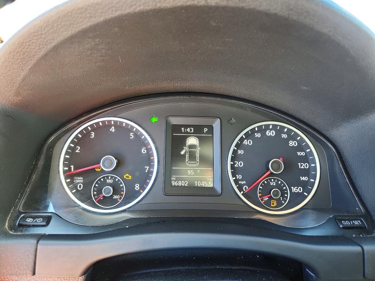 Volkswagen Tiguan S