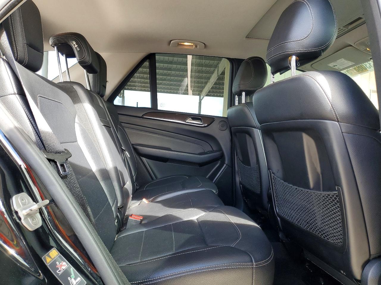 Mercedes-Benz M-Class 350