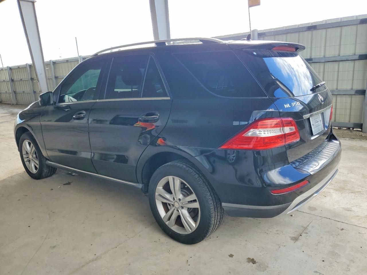 Mercedes-Benz M-Class 350