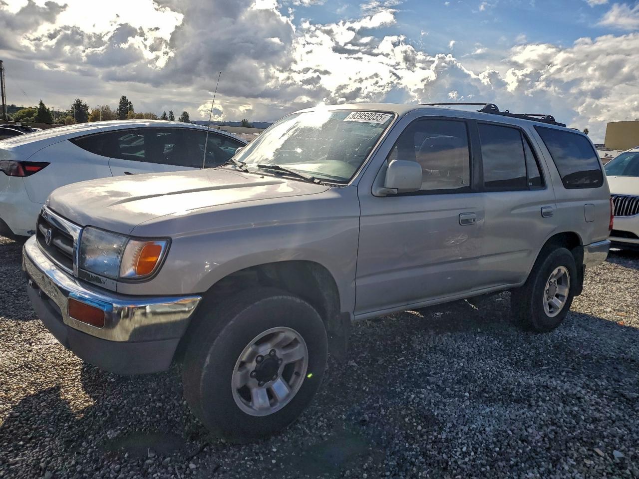 Salvage Toyota 4Runner Image