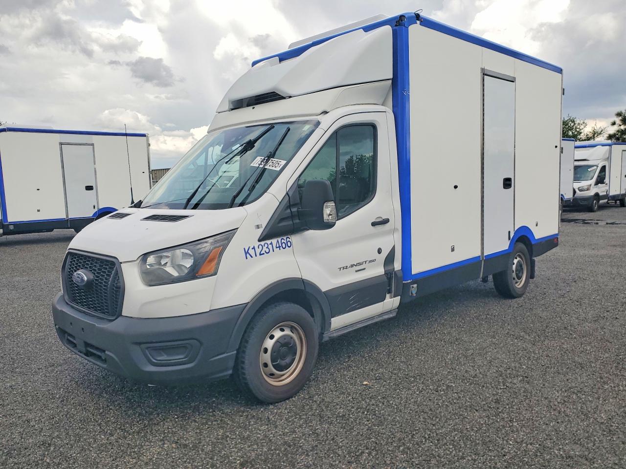 Salvage Ford Transit Image