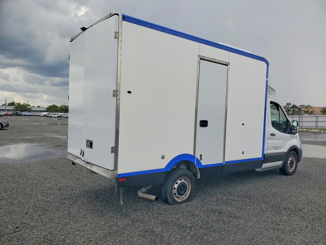 Ford Transit T-350