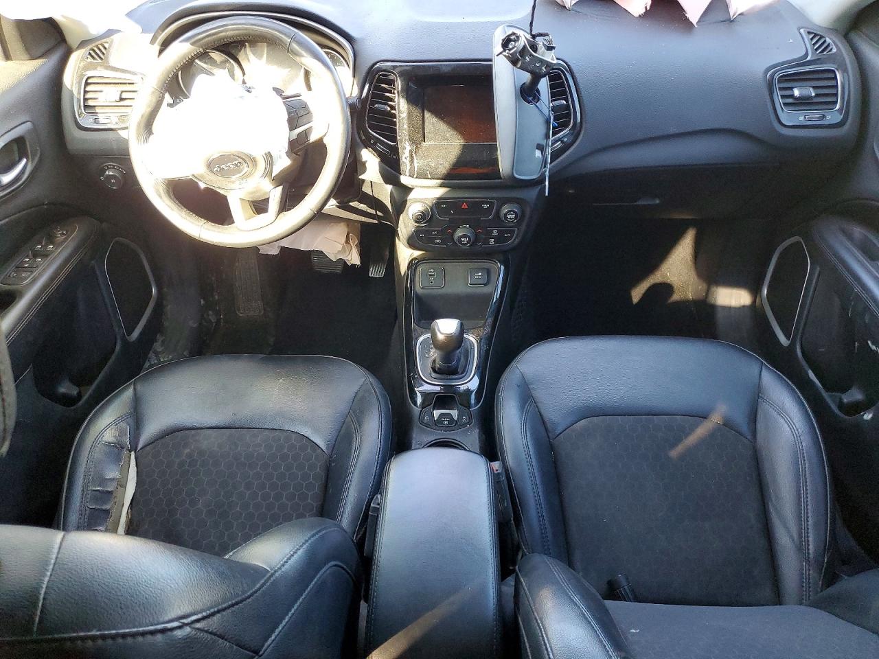 Jeep Compass Latitude
