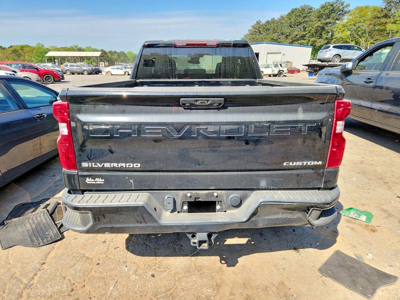 Chevrolet Silverado C1500 Custom
