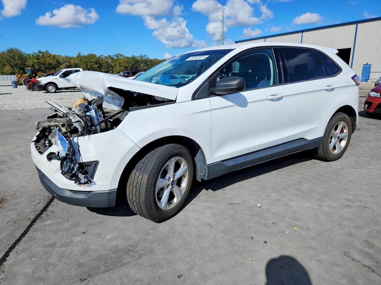 Salvage Ford Edge Image