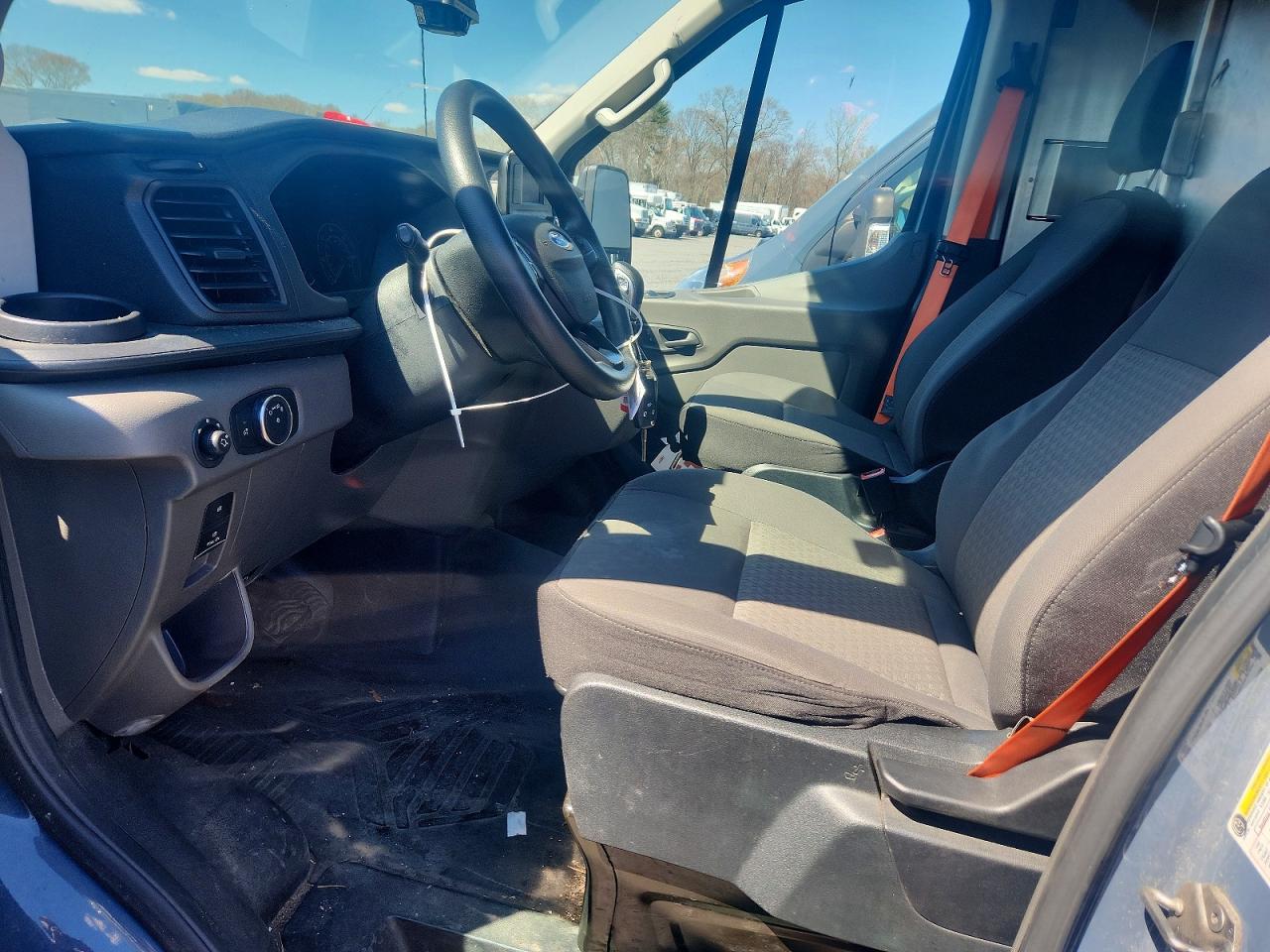 Ford Transit T-250