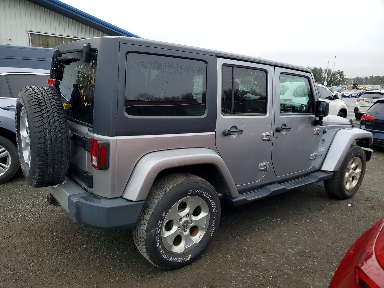 Jeep Wrangler Sahara
