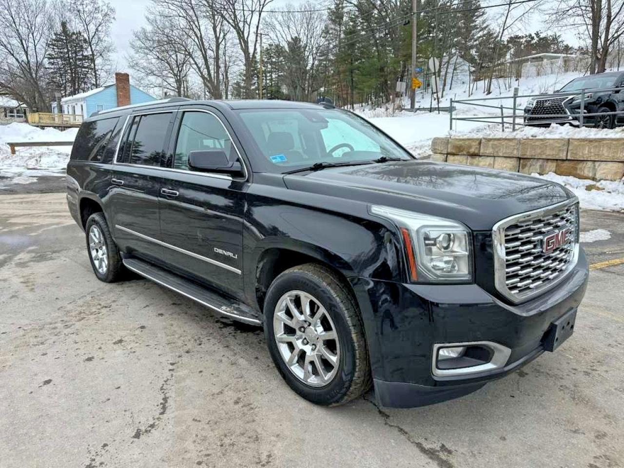 GMC Yukon Denali