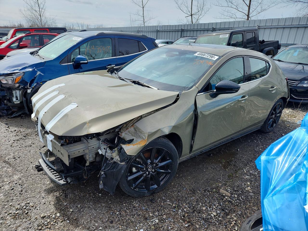 Salvage Mazda 3 Image