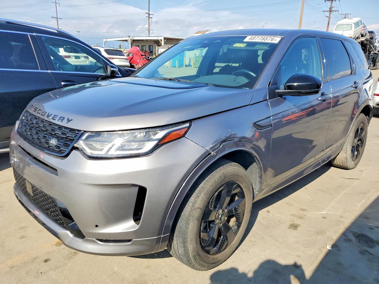 Salvage Land Rover Discovery Image