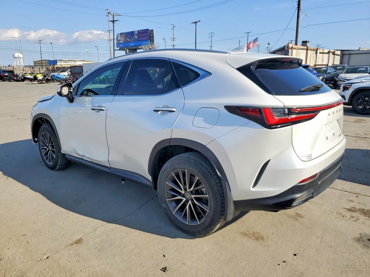 Lexus NX Base