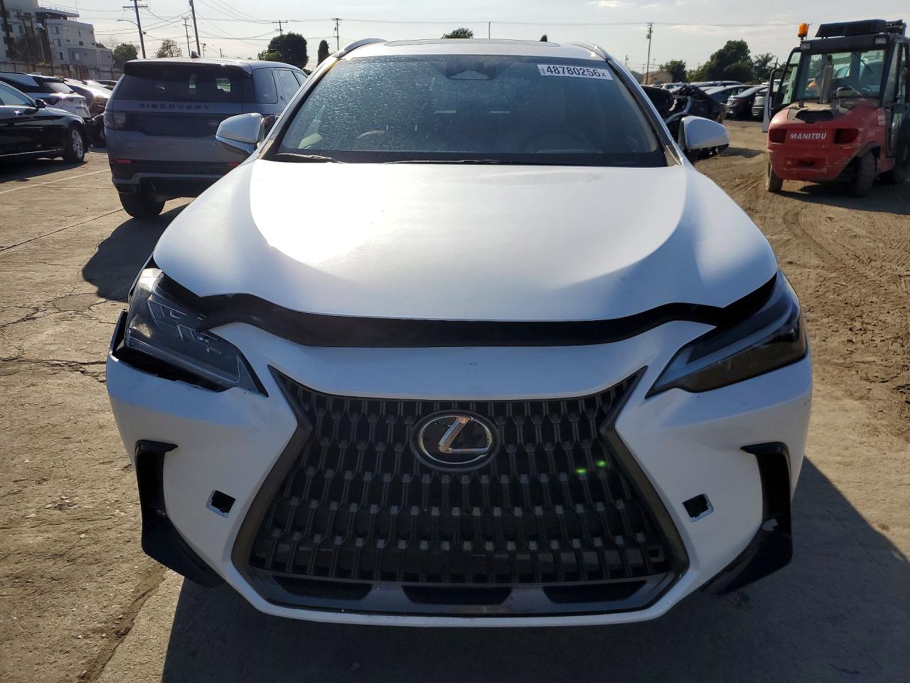 Lexus NX Base
