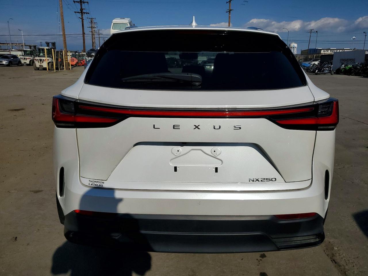 Lexus NX Base