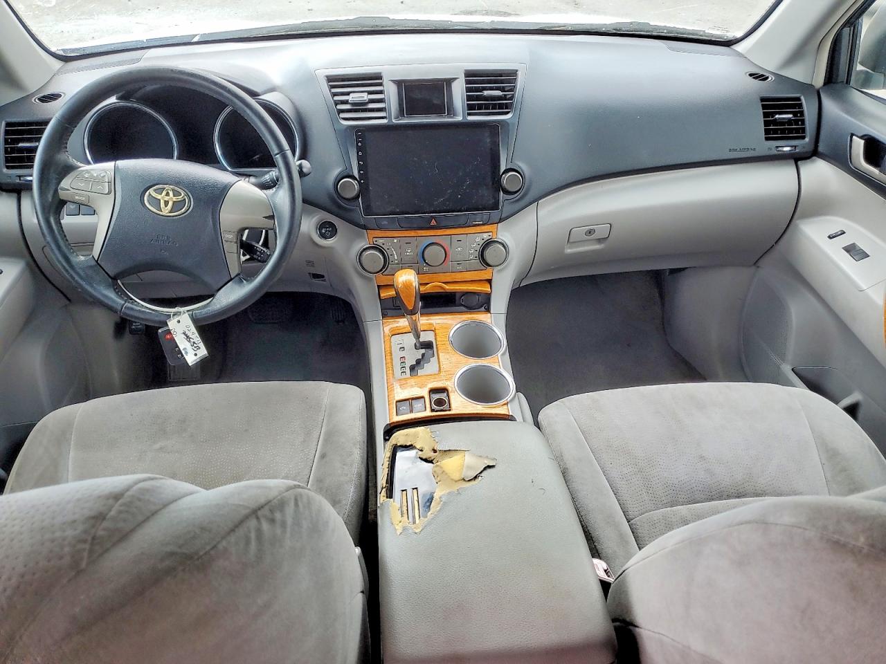 Toyota Highlander Base