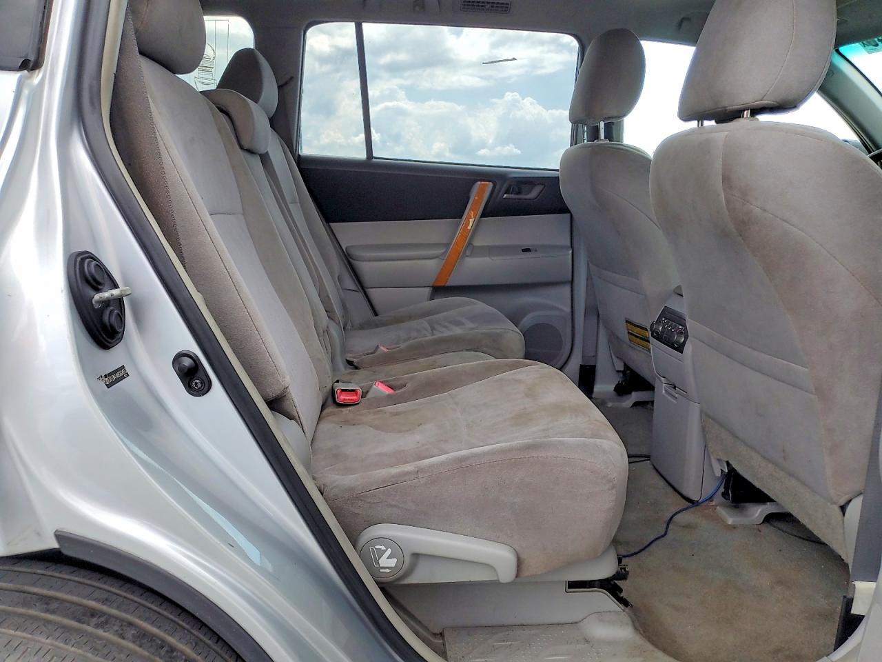 Toyota Highlander Base