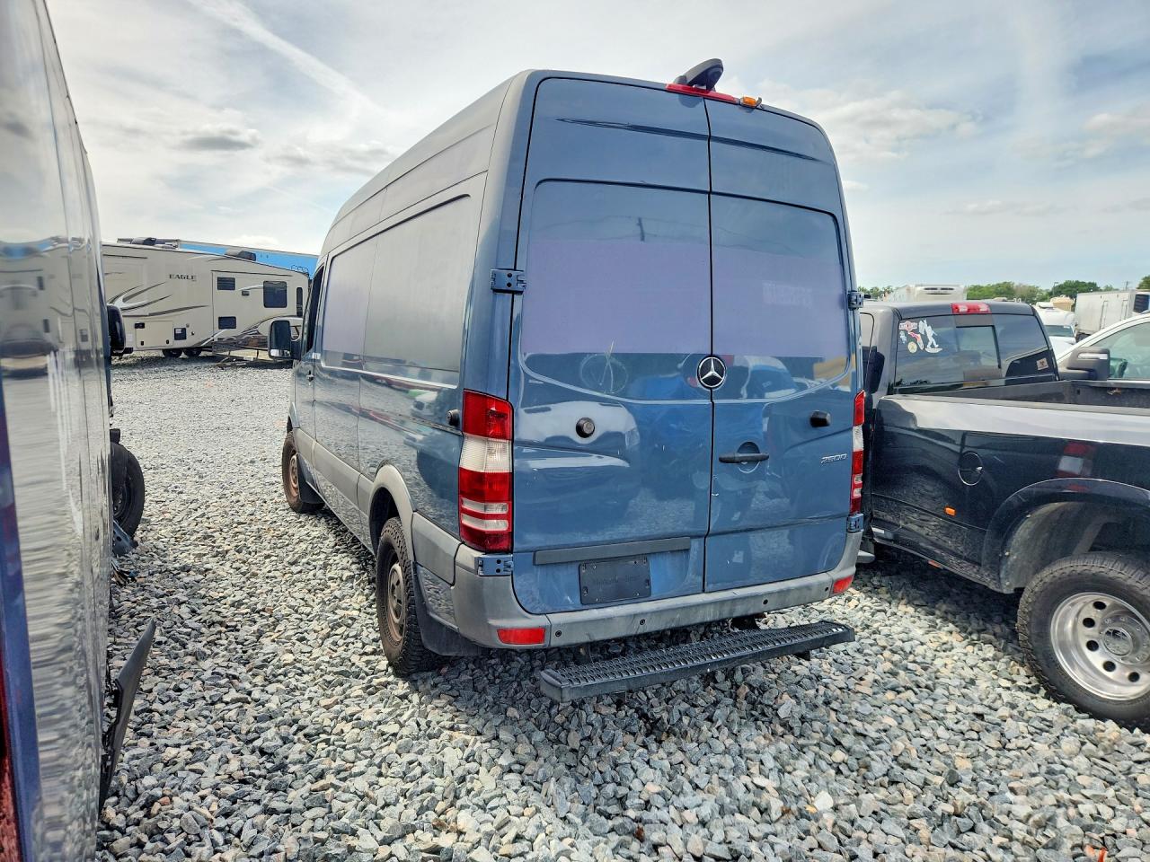 Mercedes-Benz Sprinter 2500