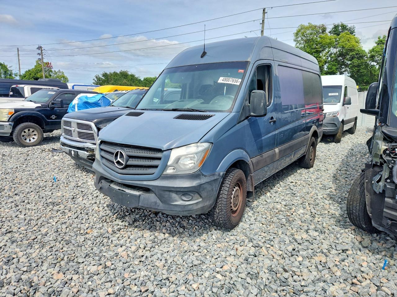 Salvage Mercedes-Benz Sprinter Image