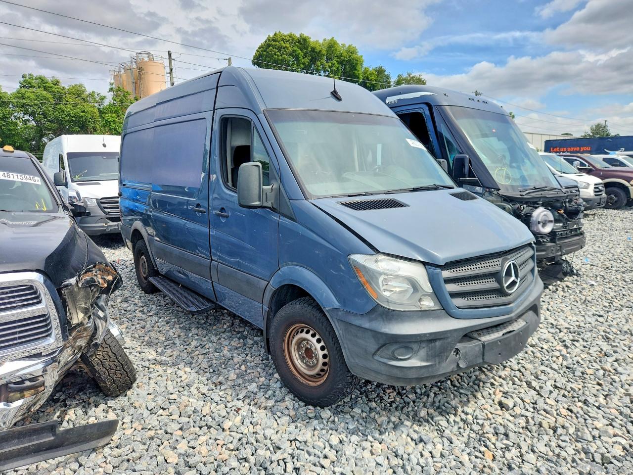 Mercedes-Benz Sprinter 2500