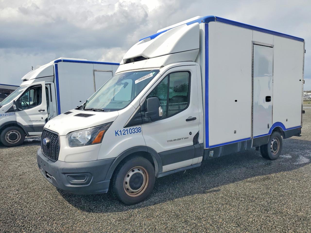Salvage Ford Transit Image