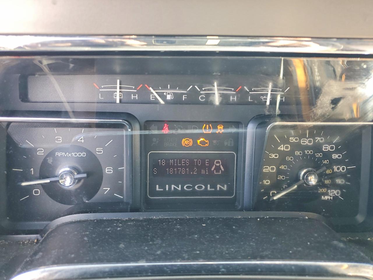 Lincoln Navigator