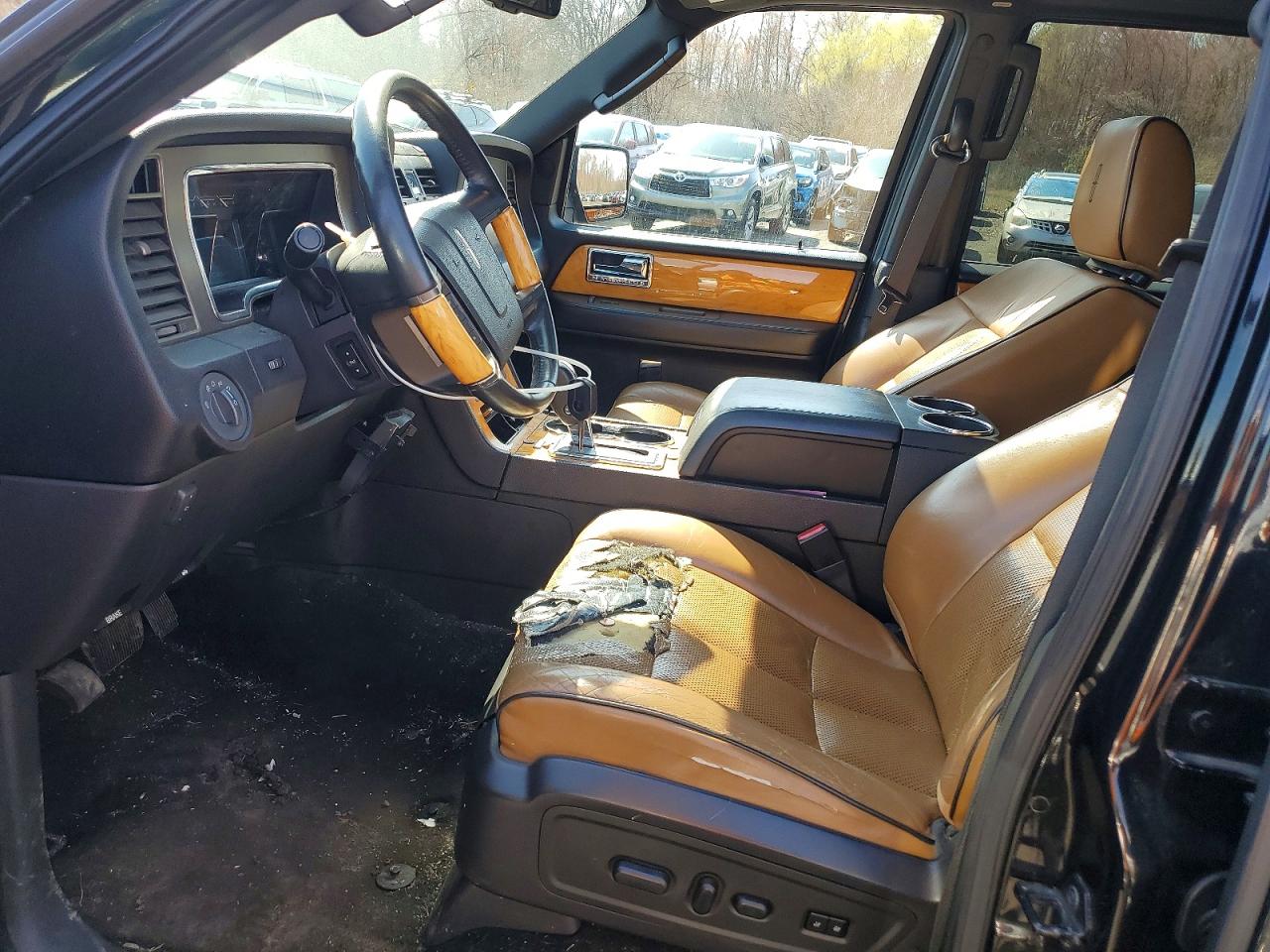 Lincoln Navigator