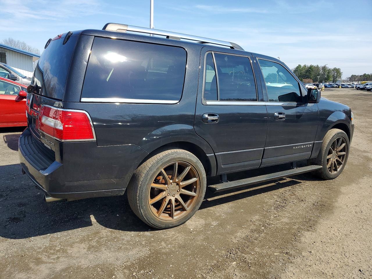 Lincoln Navigator