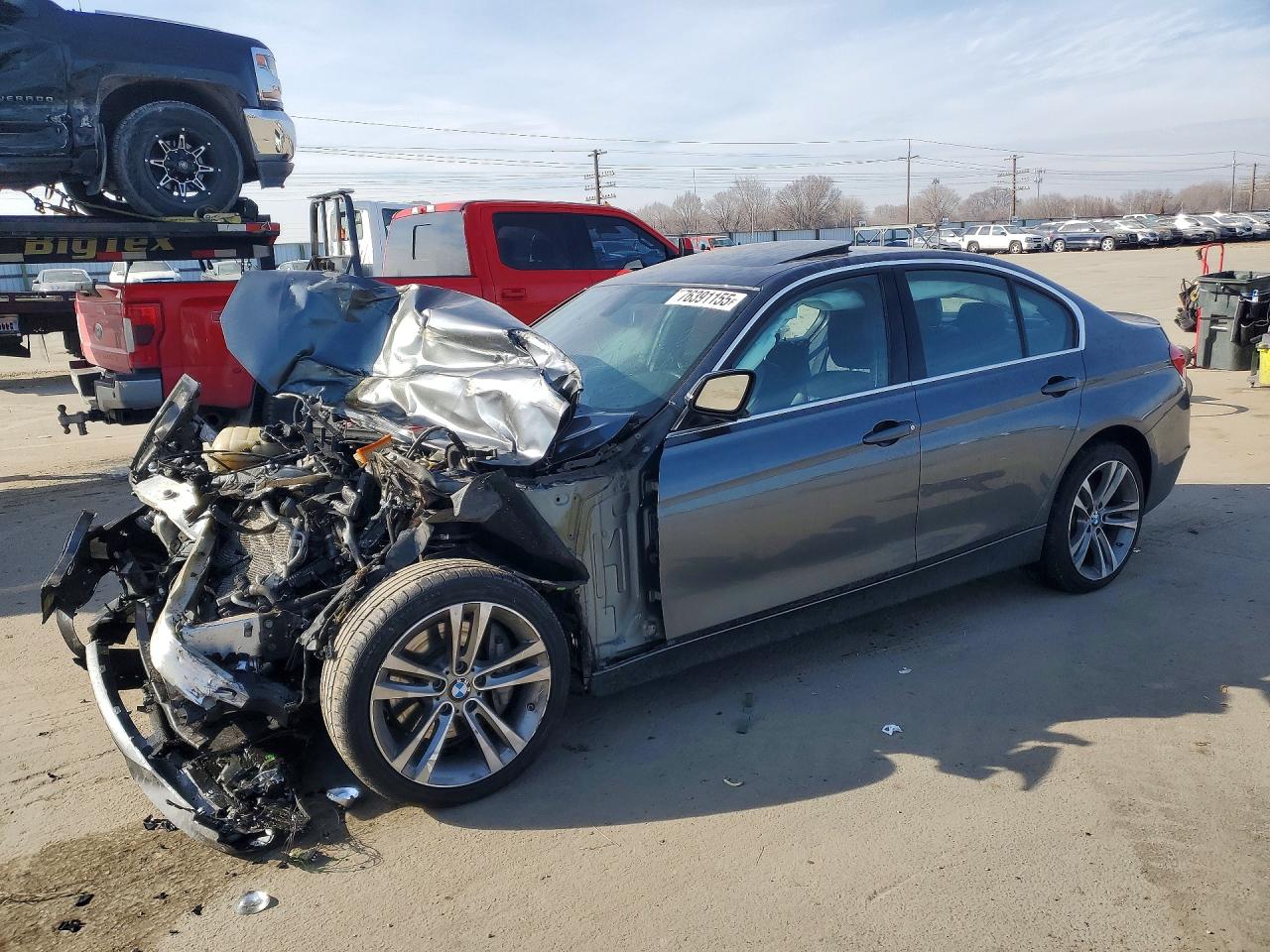 Salvage BMW 3 Series Image