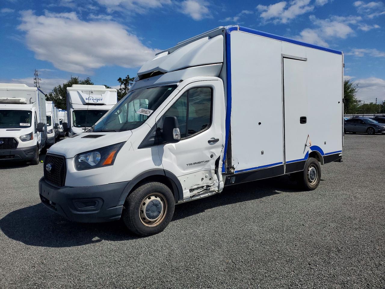 Salvage Ford Transit Image
