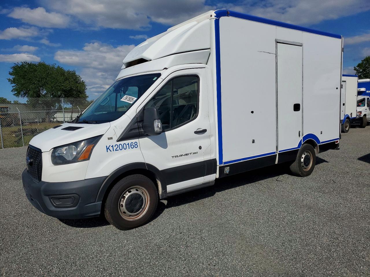 Salvage Ford Transit Image