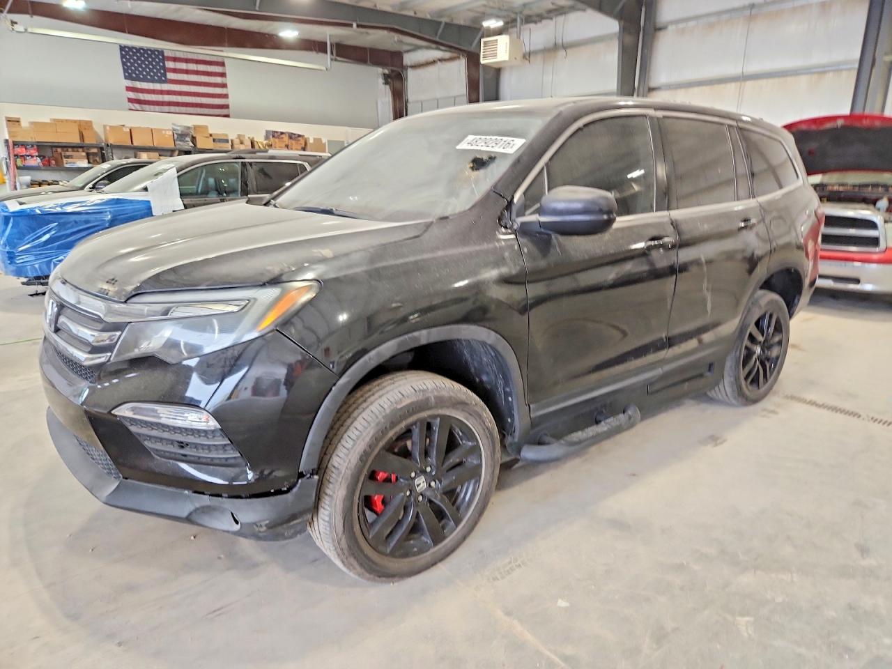 Salvage Honda Pilot Image