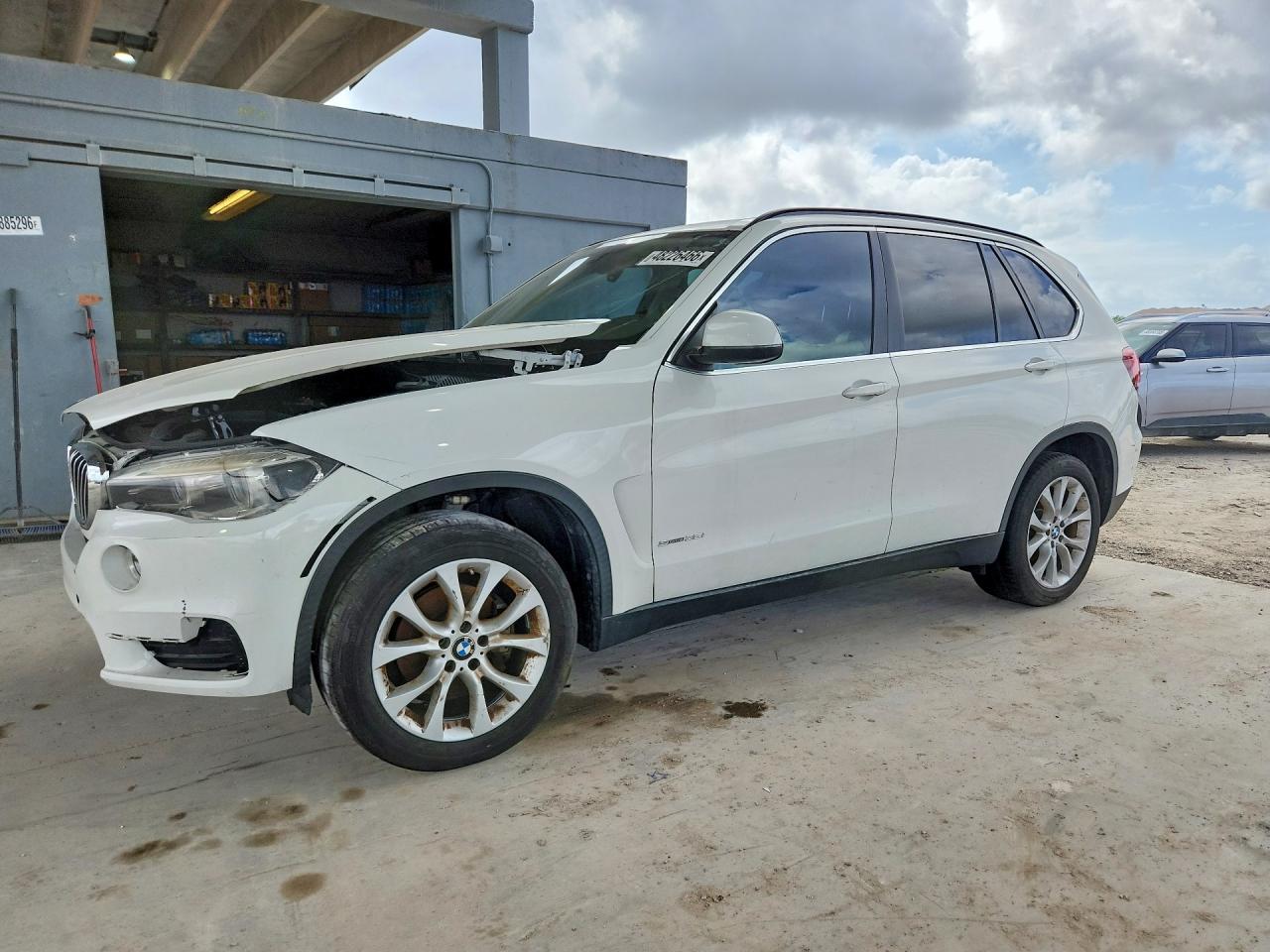 Salvage BMW X Series Image