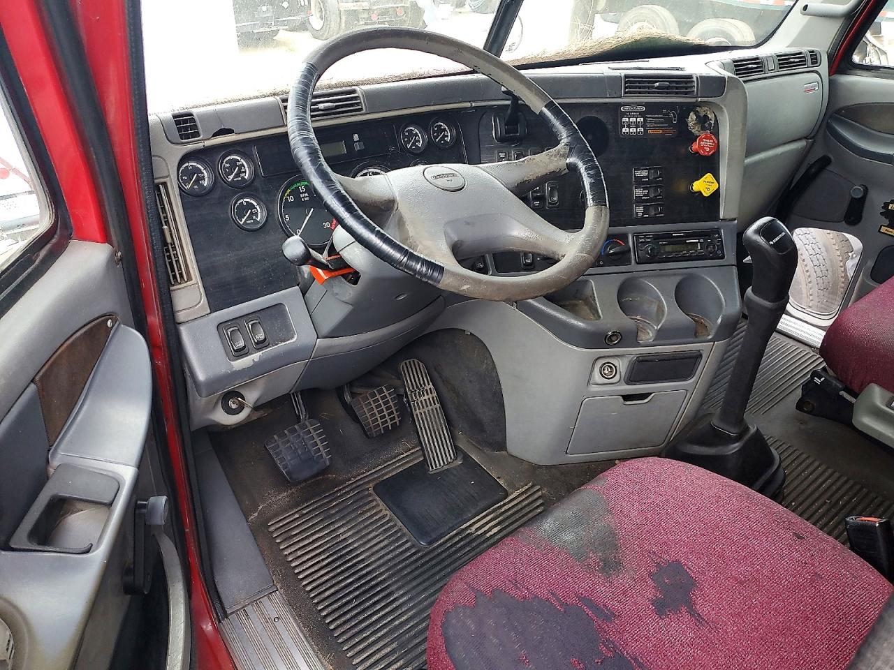 Freightliner Conventional Columbia