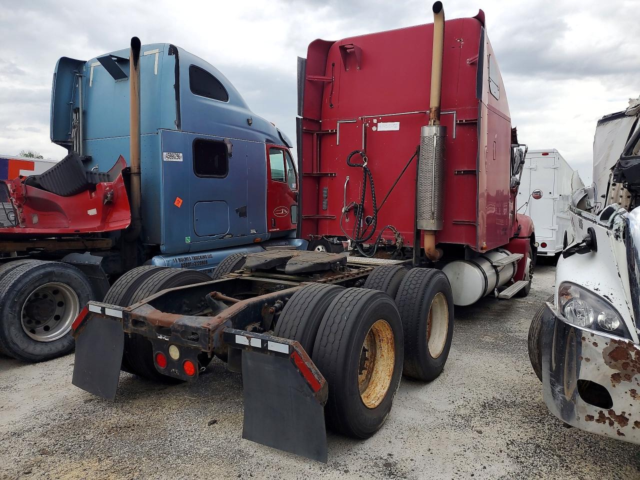 Freightliner Conventional Columbia