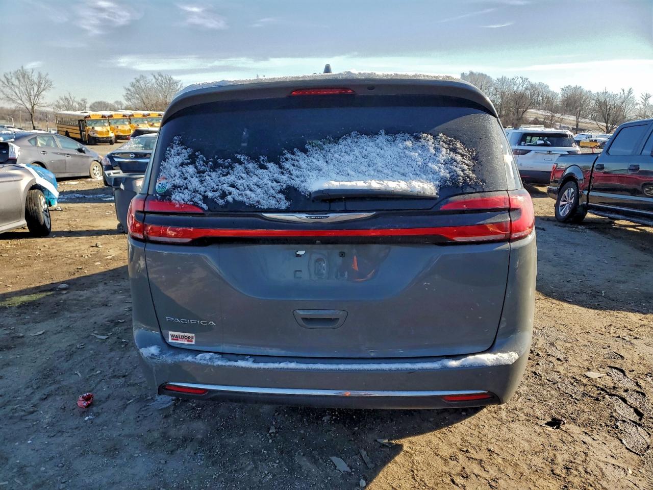 Chrysler Pacifica Touring L