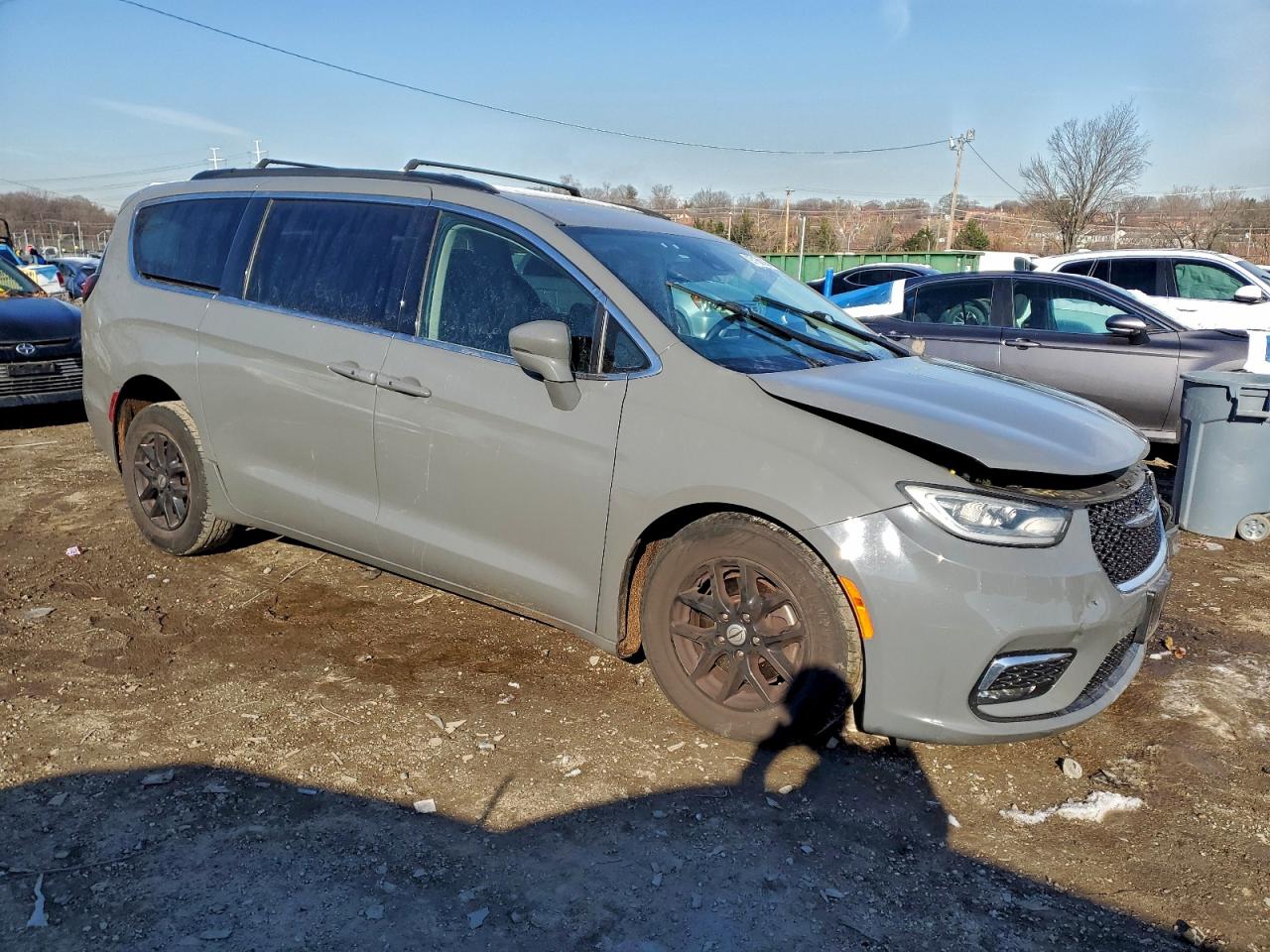 Chrysler Pacifica Touring L