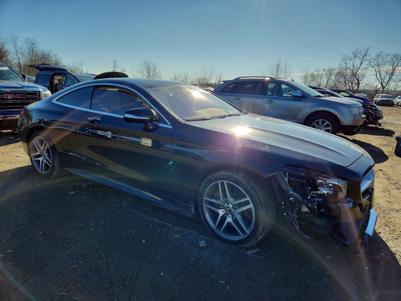 Mercedes-Benz S-Class 550