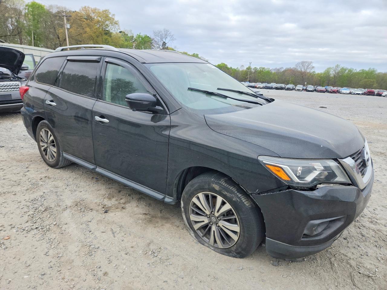 Nissan Pathfinder Sl