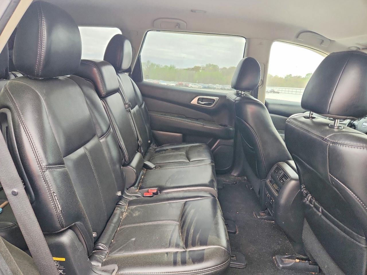 Nissan Pathfinder Sl