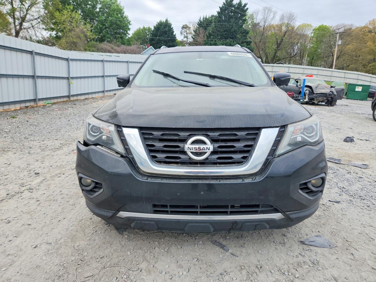 Nissan Pathfinder Sl