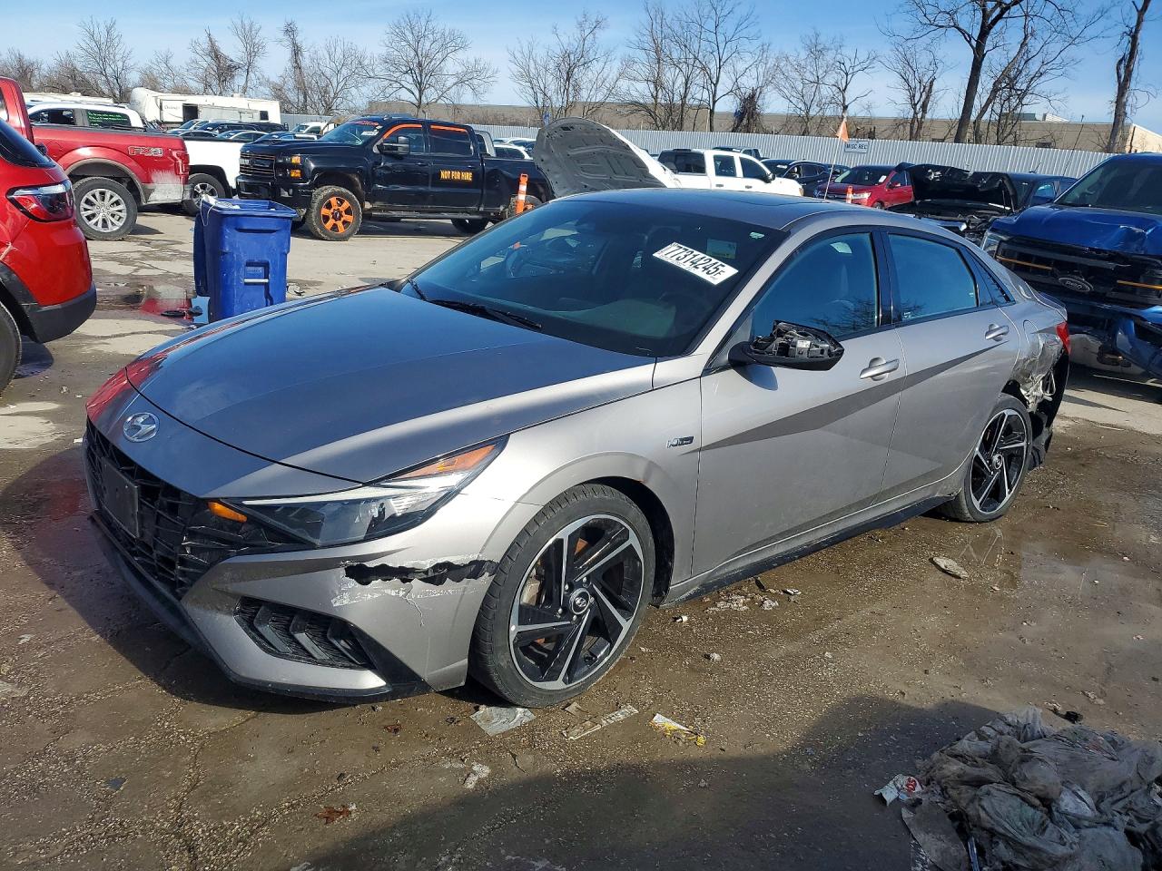 Salvage Hyundai ELANTRA Image