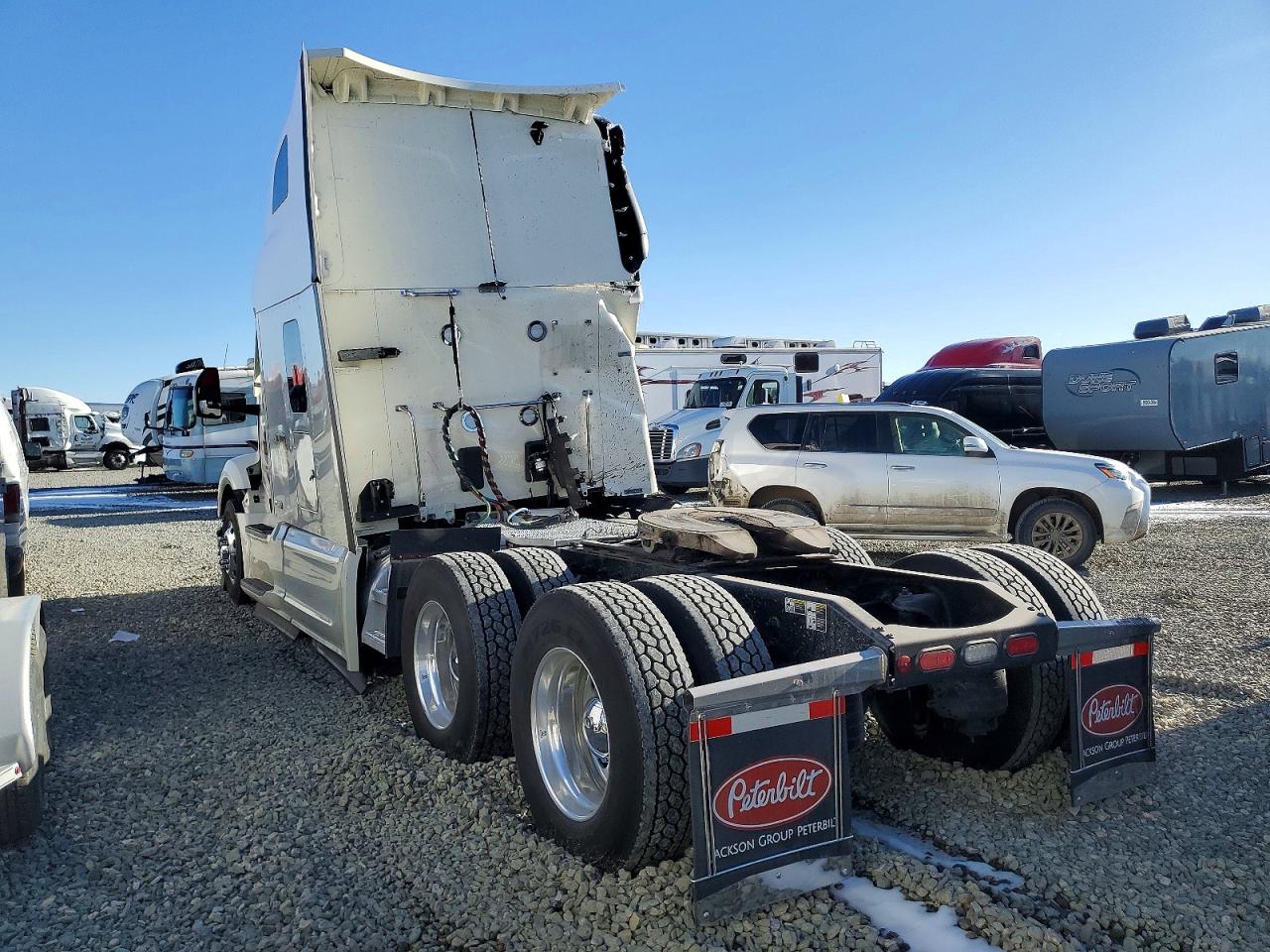 Peterbilt 579