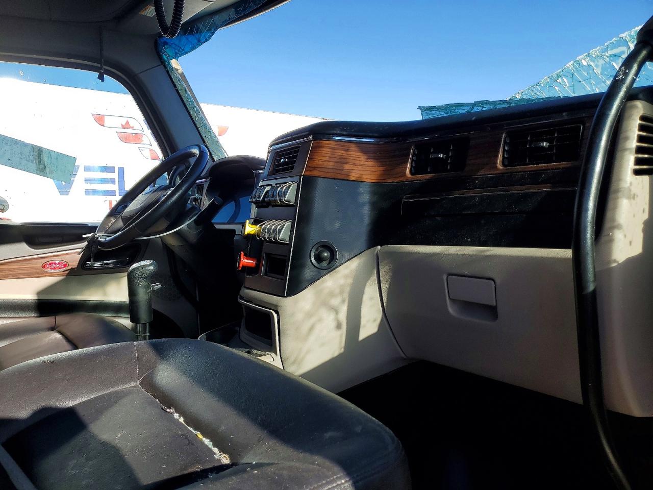Peterbilt 579